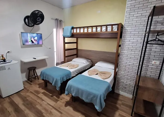 Hospedagem Camisa 10