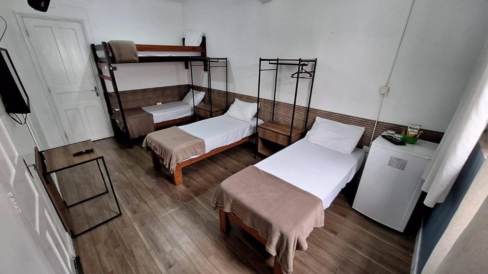 Camisa 10 Guest house *
