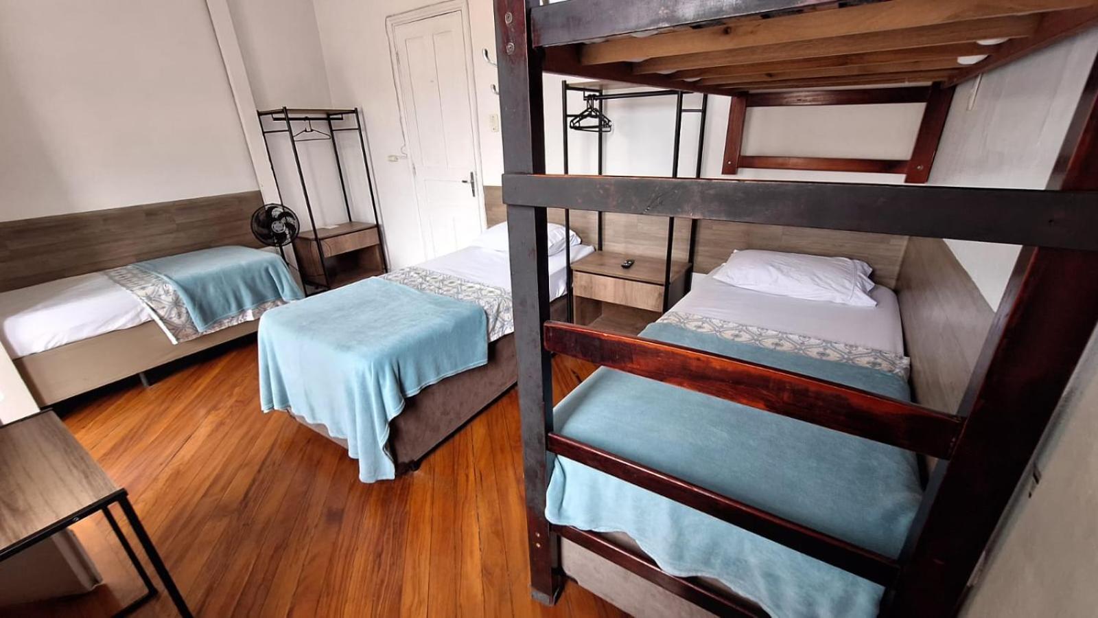 Camisa 10 Guest house Santos (Sao Paulo)